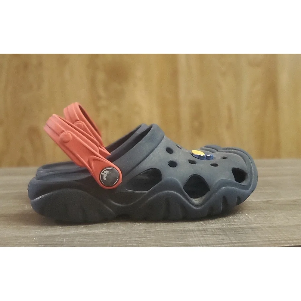 Crocs Swiftwater‎ Clogs Youth Size 13 Navy Red